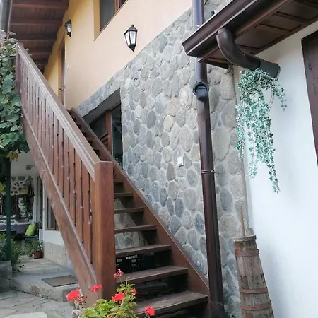 къща за гости градината Guest house *